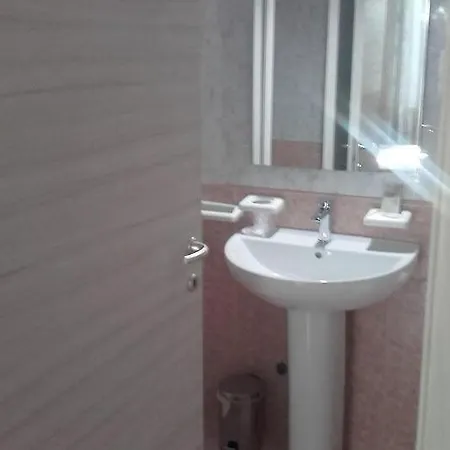 Ded 2 Only Sleep Bagno Privato * Parma